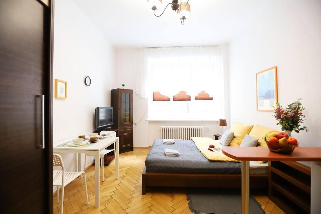 Batorego Cosy Apartment クラクフ エクステリア 写真