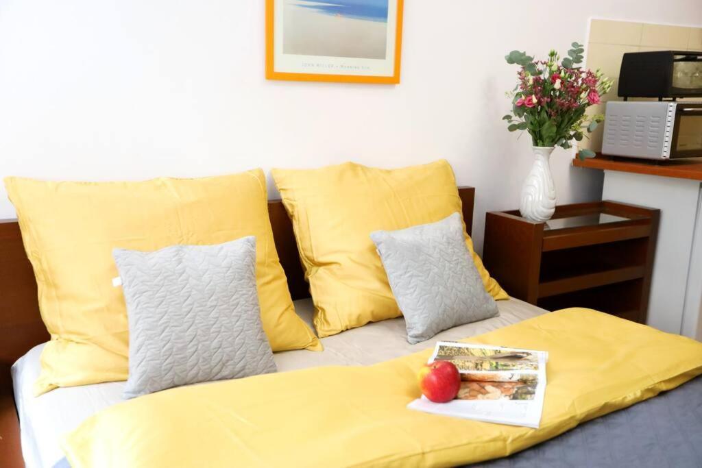 Batorego Cosy Apartment クラクフ エクステリア 写真