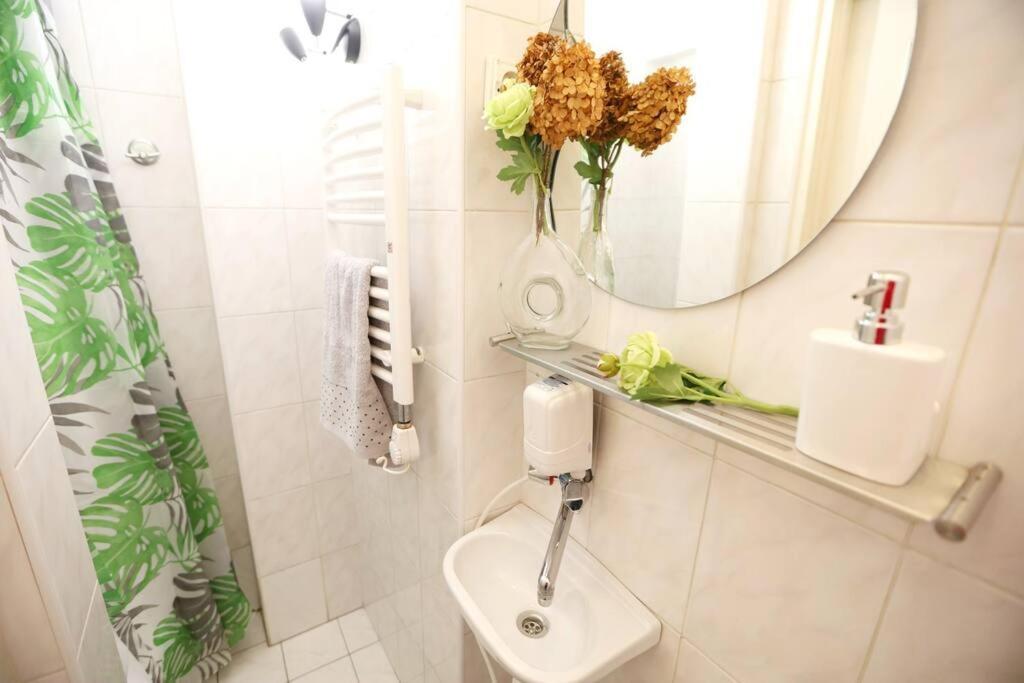 Batorego Cosy Apartment クラクフ エクステリア 写真